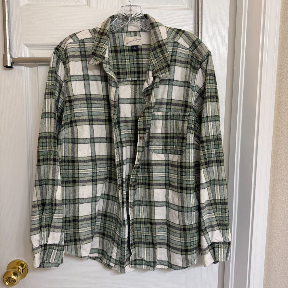 Universal Thread plaid flannel shirt